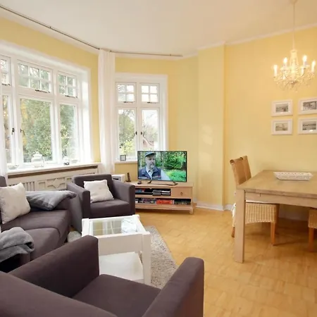 Gmelinstra_e 22_ Whg_ 3_ Haus Frie Daire *